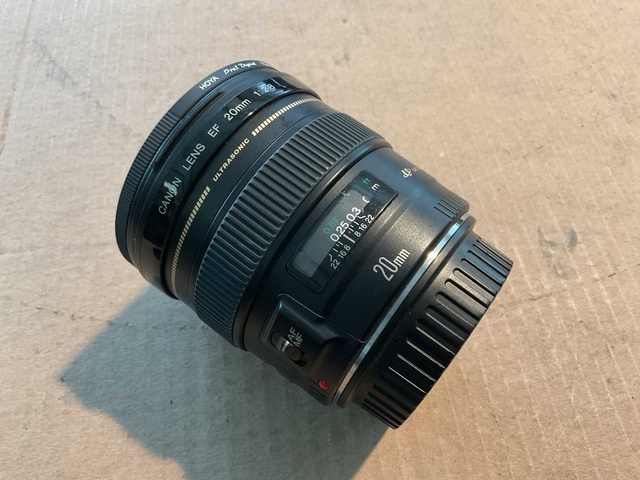 Canon EF Camera lens