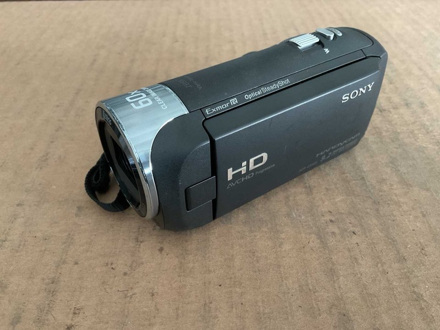 Sony HDR-CX405 Handycam