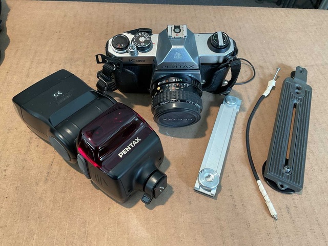 Pentax K 1000 Fotocamera set in tas
