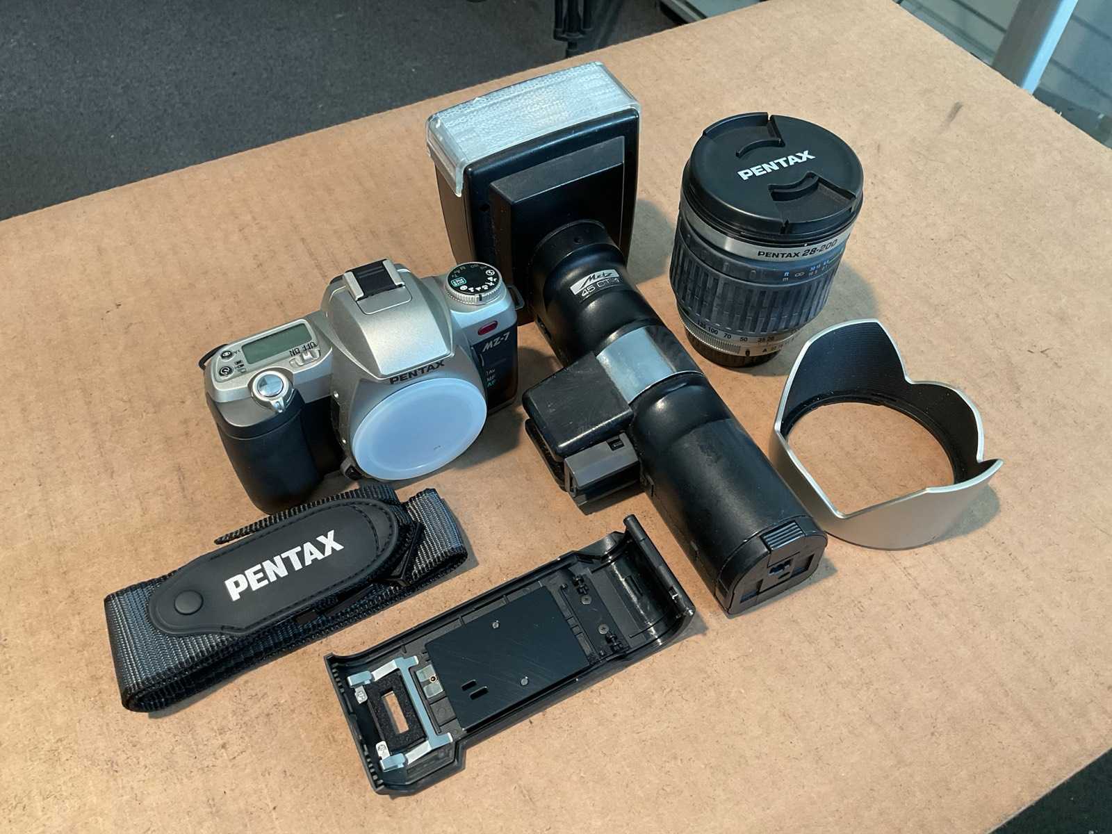 Pentax MZ-7 Fotocamera set in tas
