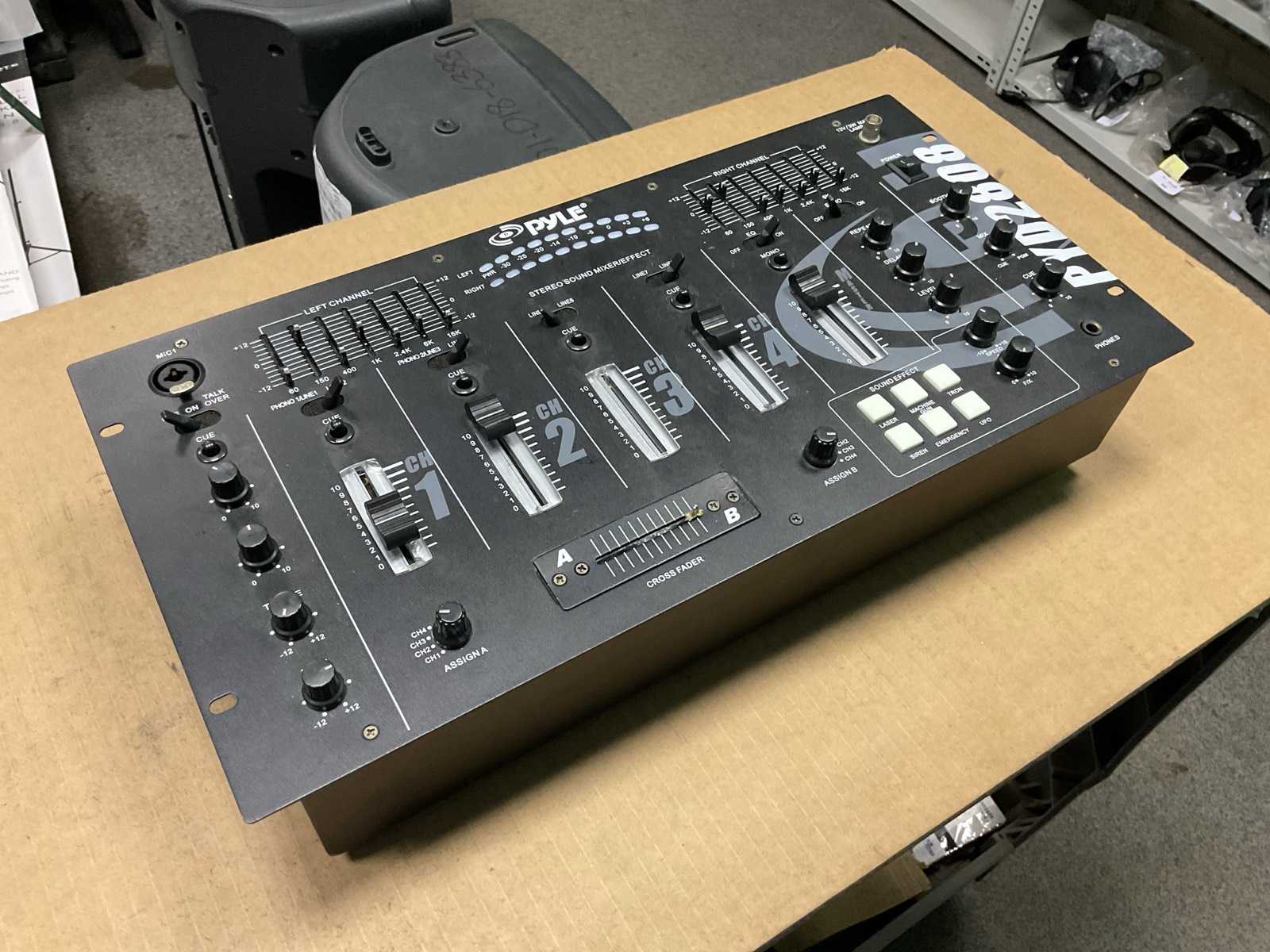 Pyle PYD2808 Stereo sound mixer
