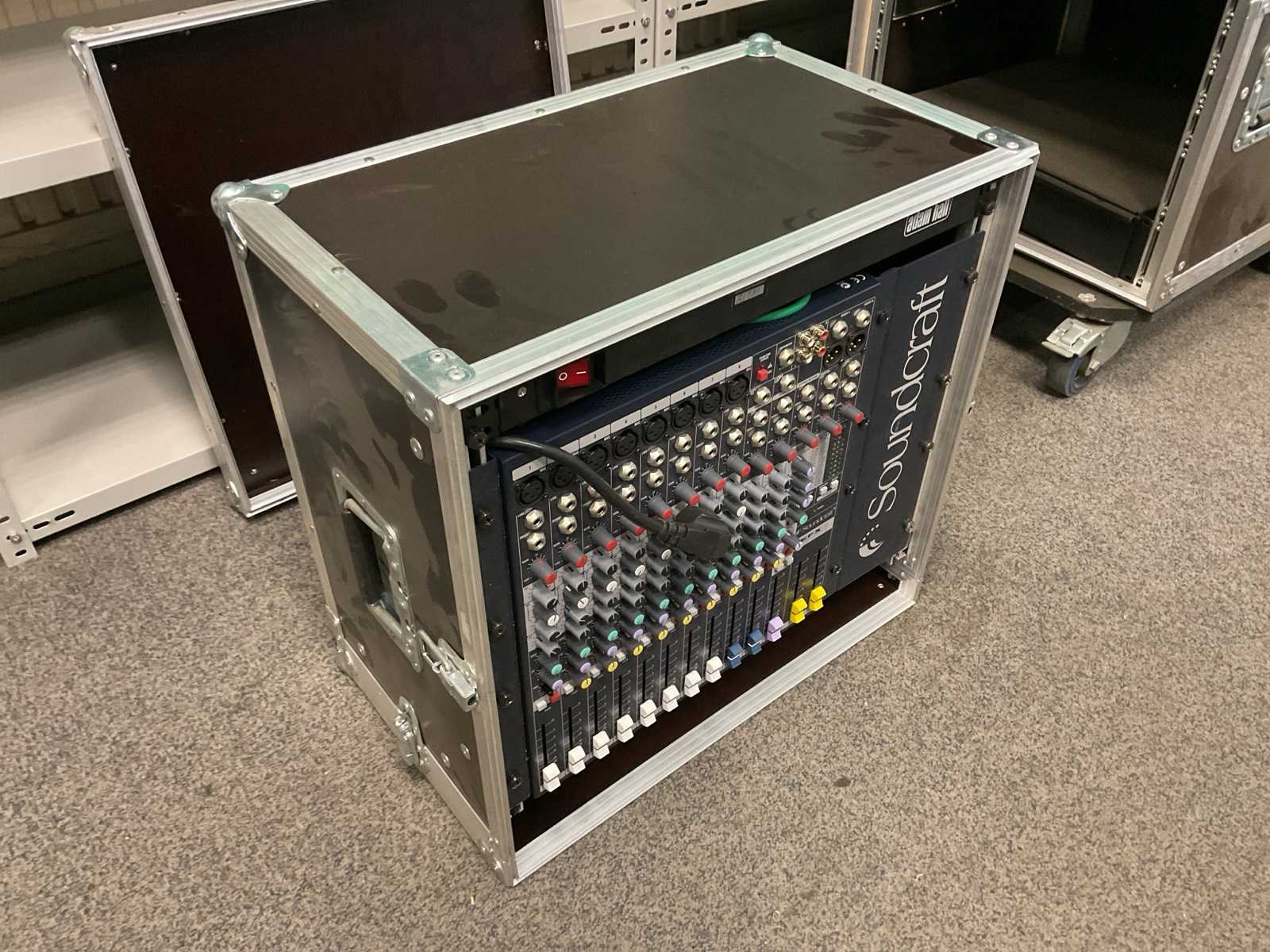 Soundcraft EFX8 Mengpaneel