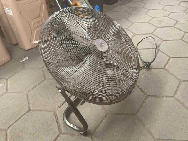 Prima Donna FA-50 Ventilator