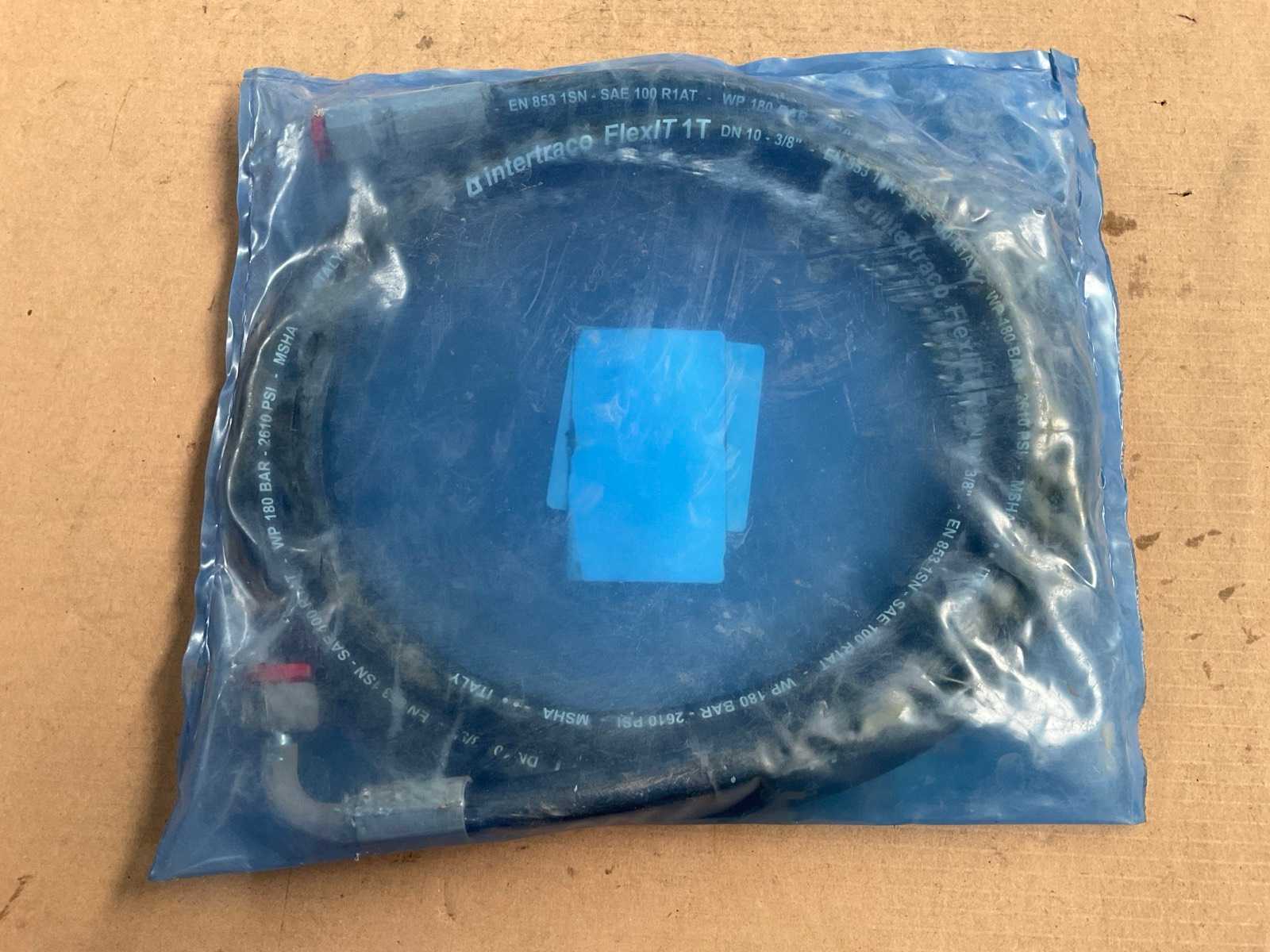 Nonmettalic hose assembly (4x)