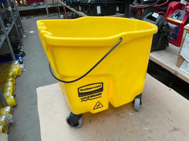 Rubbermaid Mopping system
