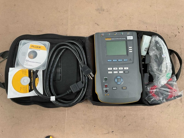 Fluke ESA612 Electrical safety analyzer