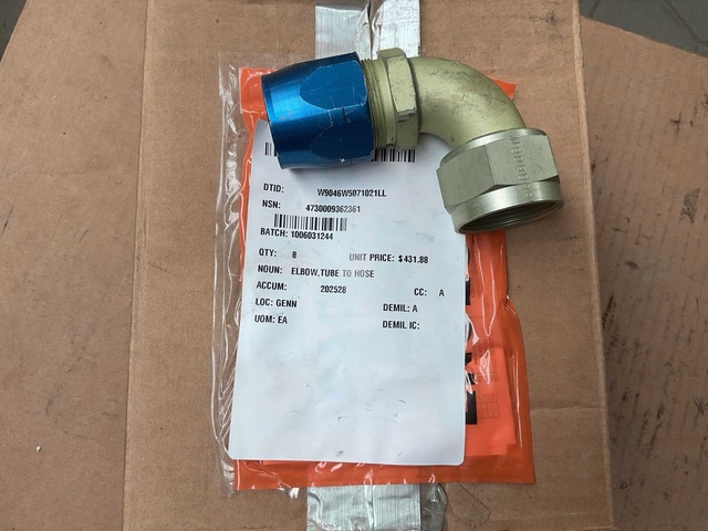 Elbow tube to hose (8x)