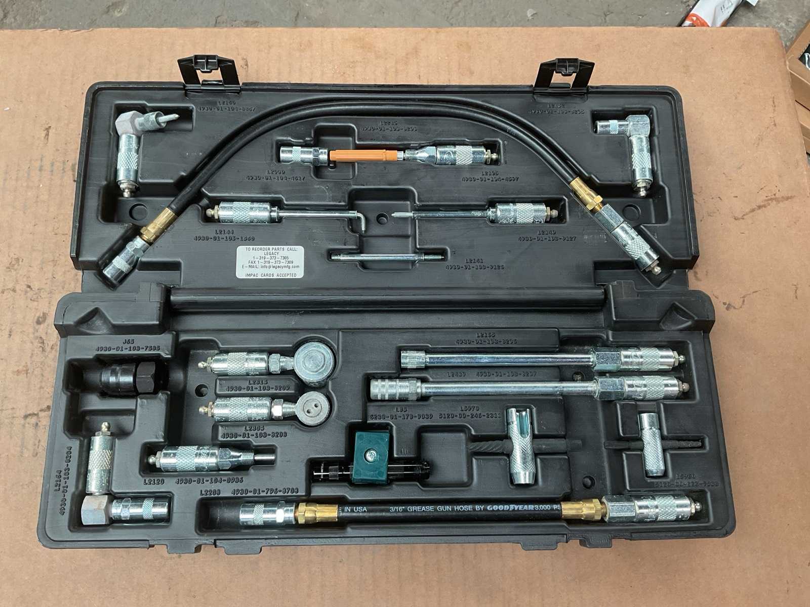 Legacy L2500 Lubrication accessory kit