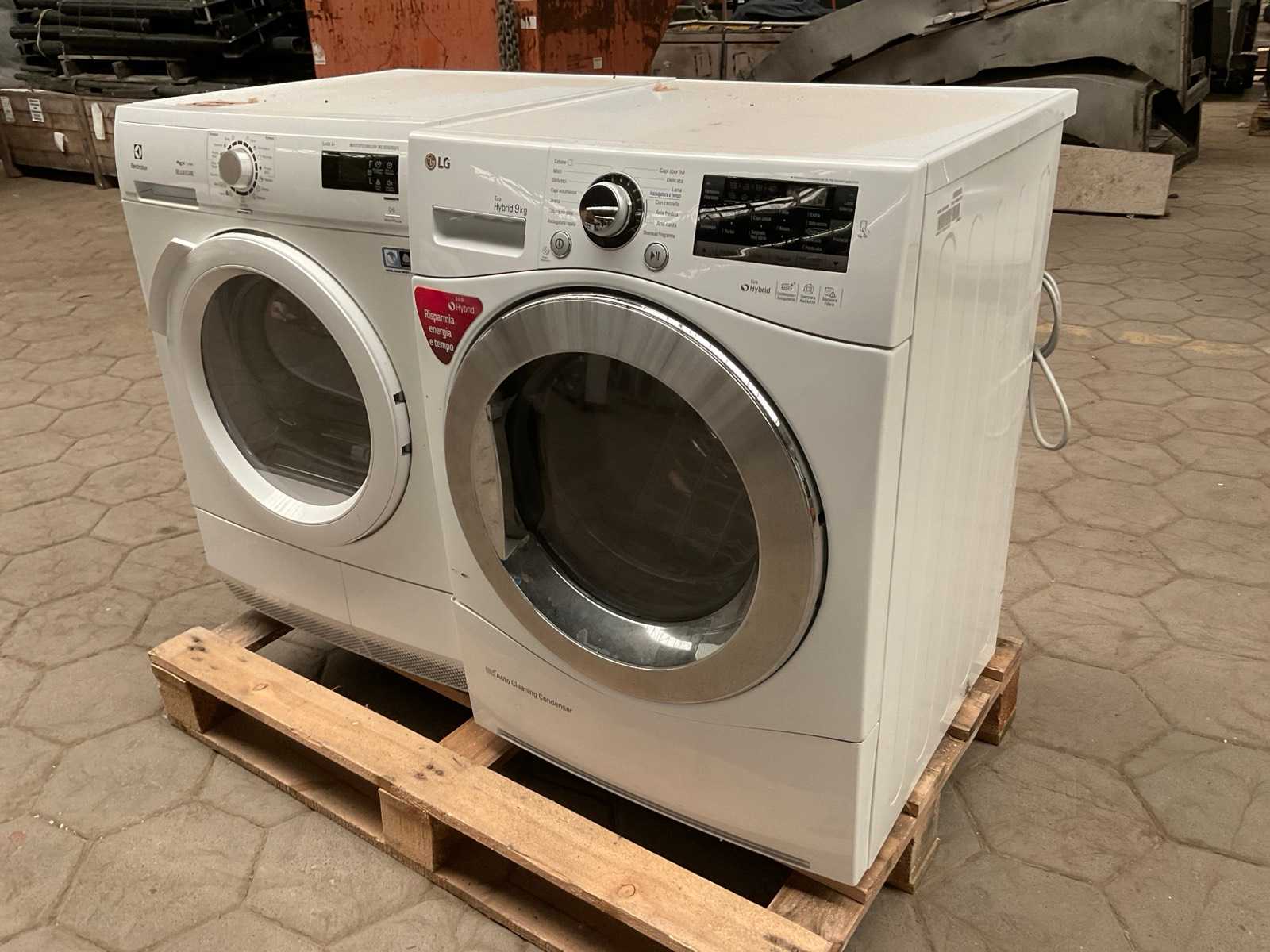 Wasdrogers 1X Electrolux 1x LG (2x)