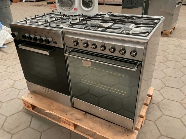 Fornuis 1x Glem 1x Smeg (2x)