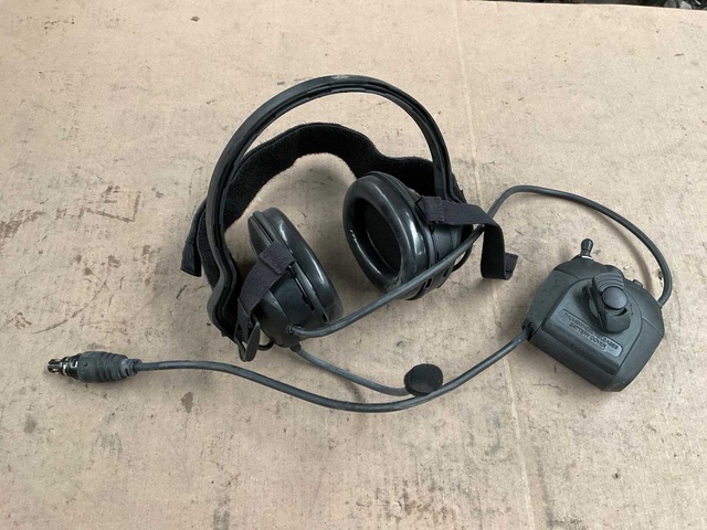 Tactical headset microphone