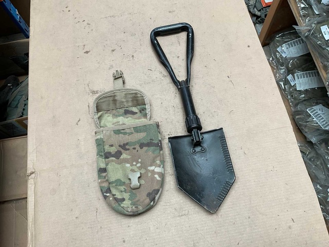 Entrenching tool with pouch OCP (2x)