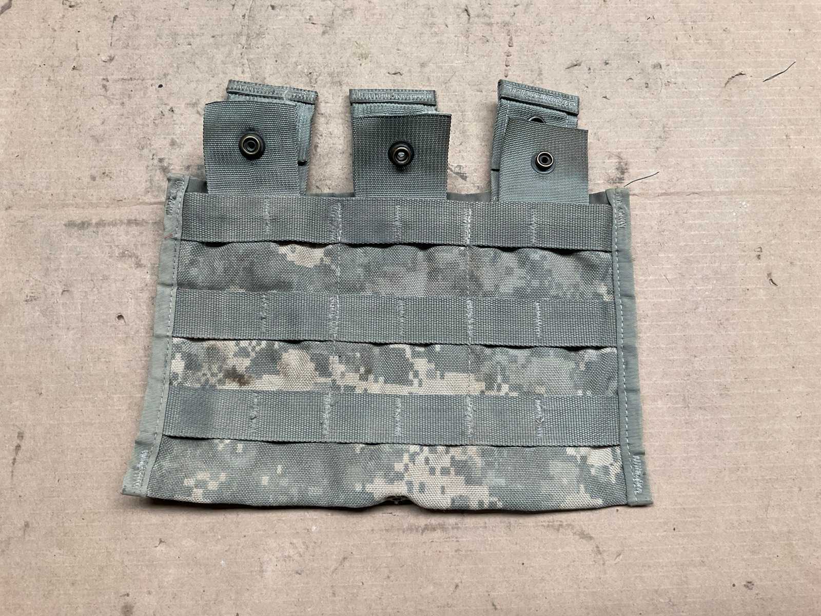 Triple magazine pouch UCP (139x)