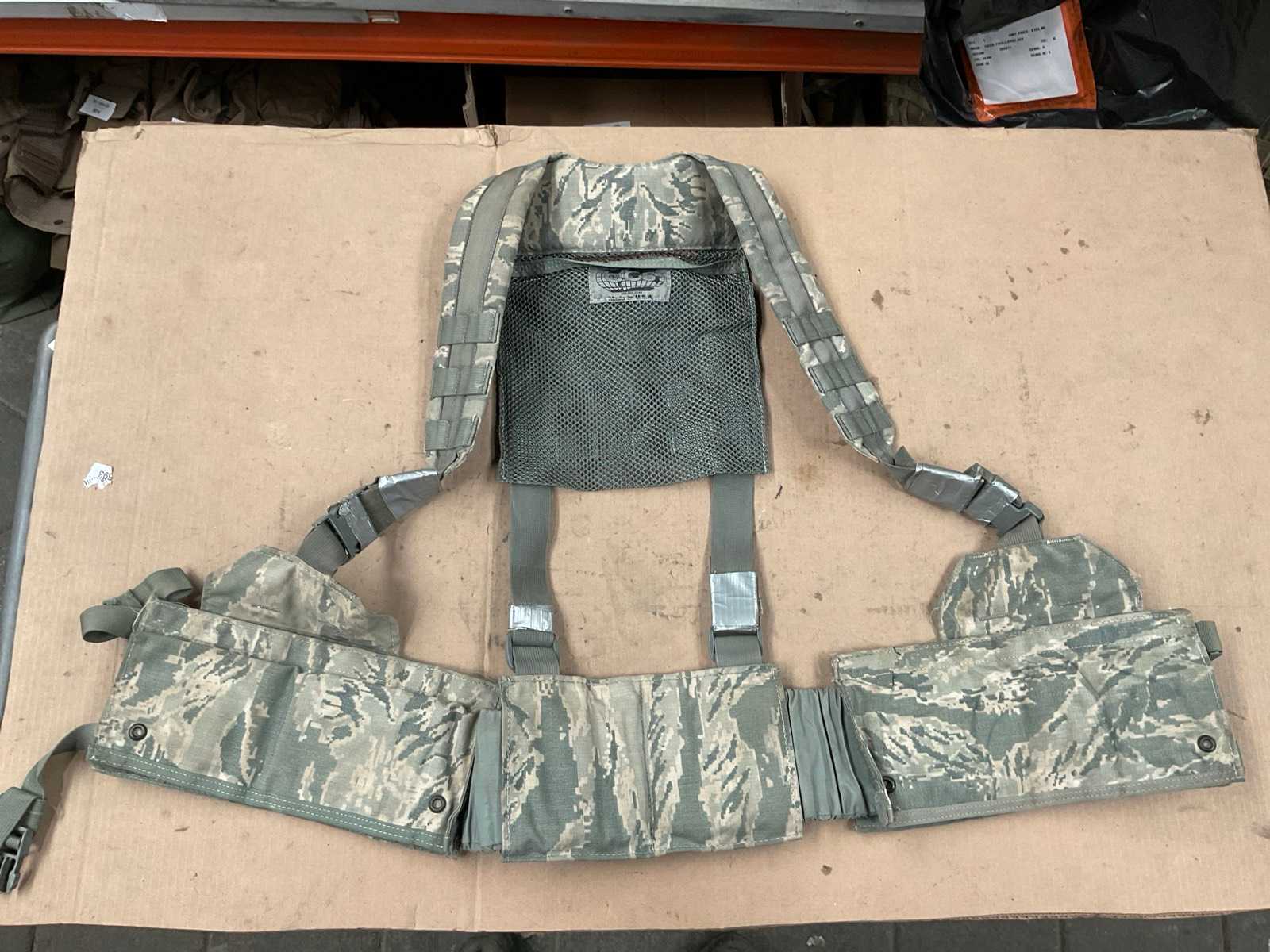 Tactical vest UCP (2x)