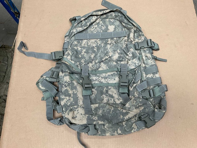Rucksack medium UCP (5x)