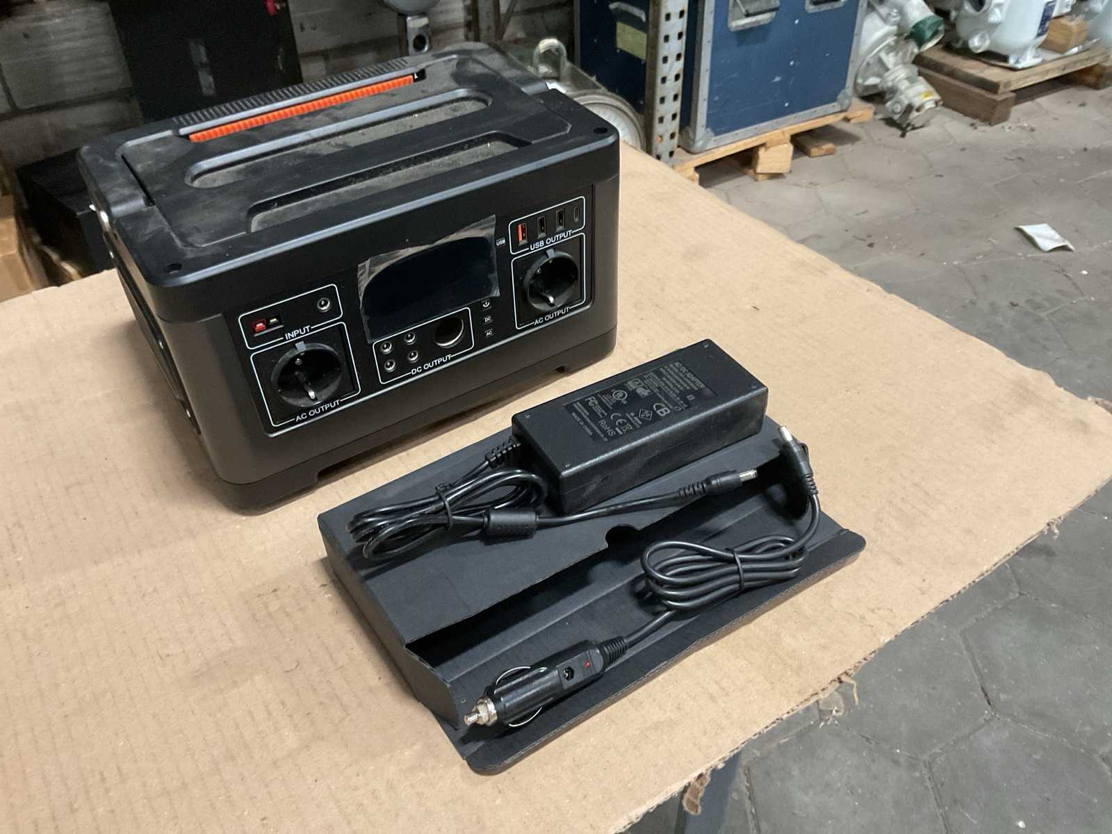 A5 Portable Power Station