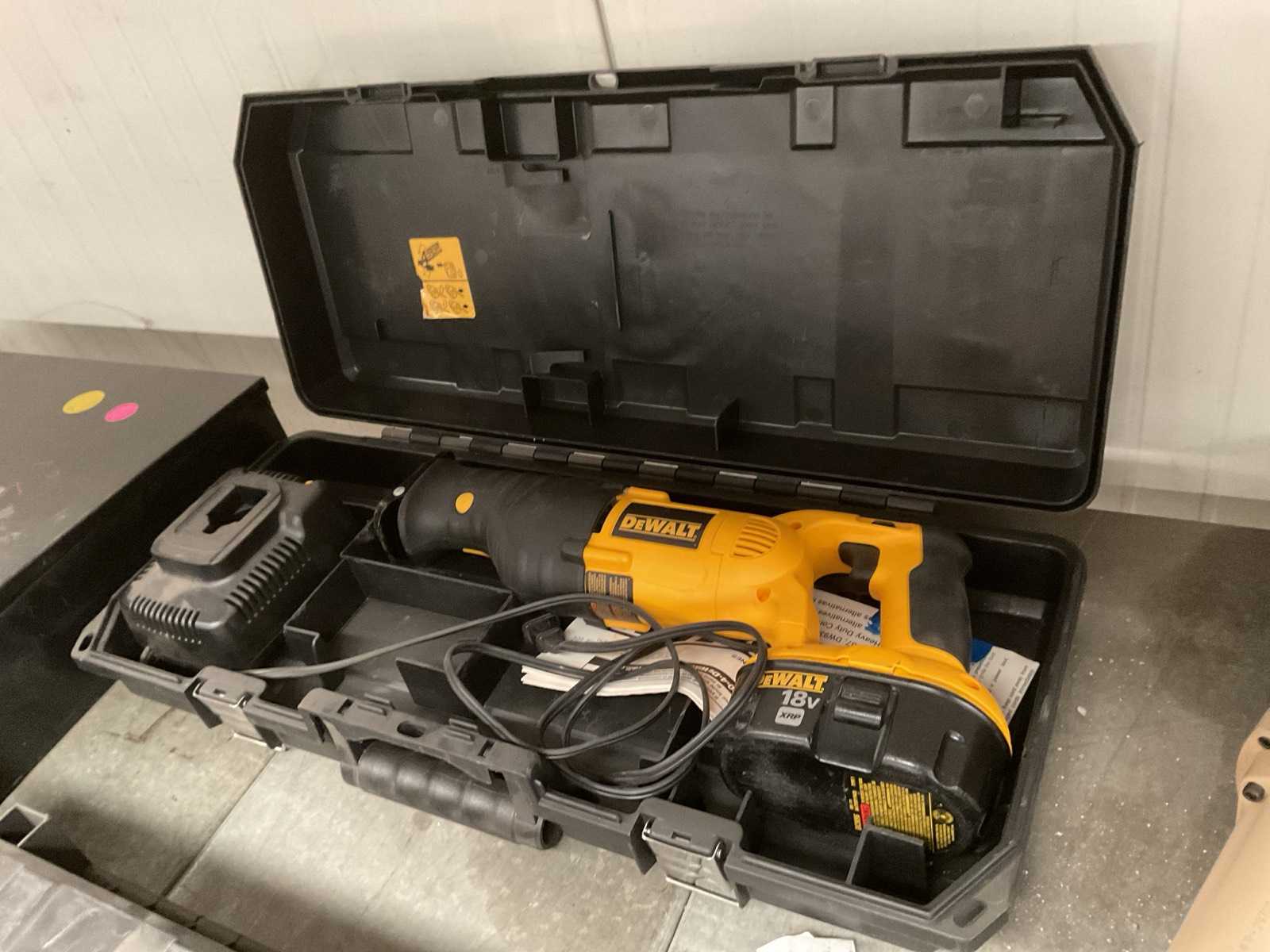DeWalt DC385 Reciprozaag