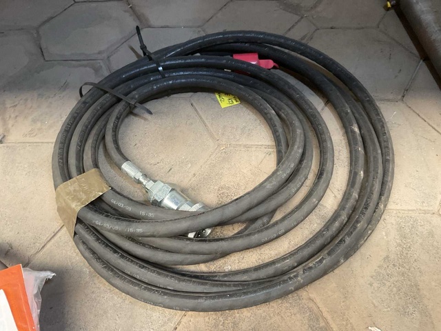 Airoquip Nonmetallic Hose Assembly