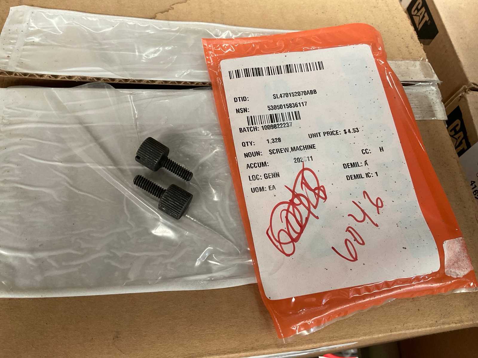 Machine screw (1328x)