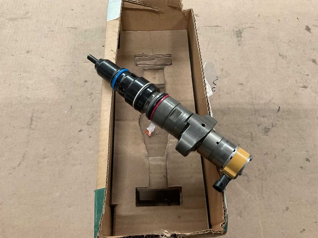 CAT Brandstof injector