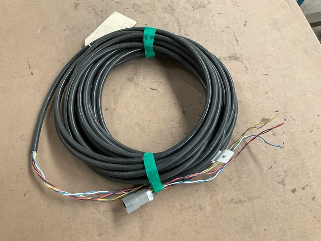 Power cable assembly