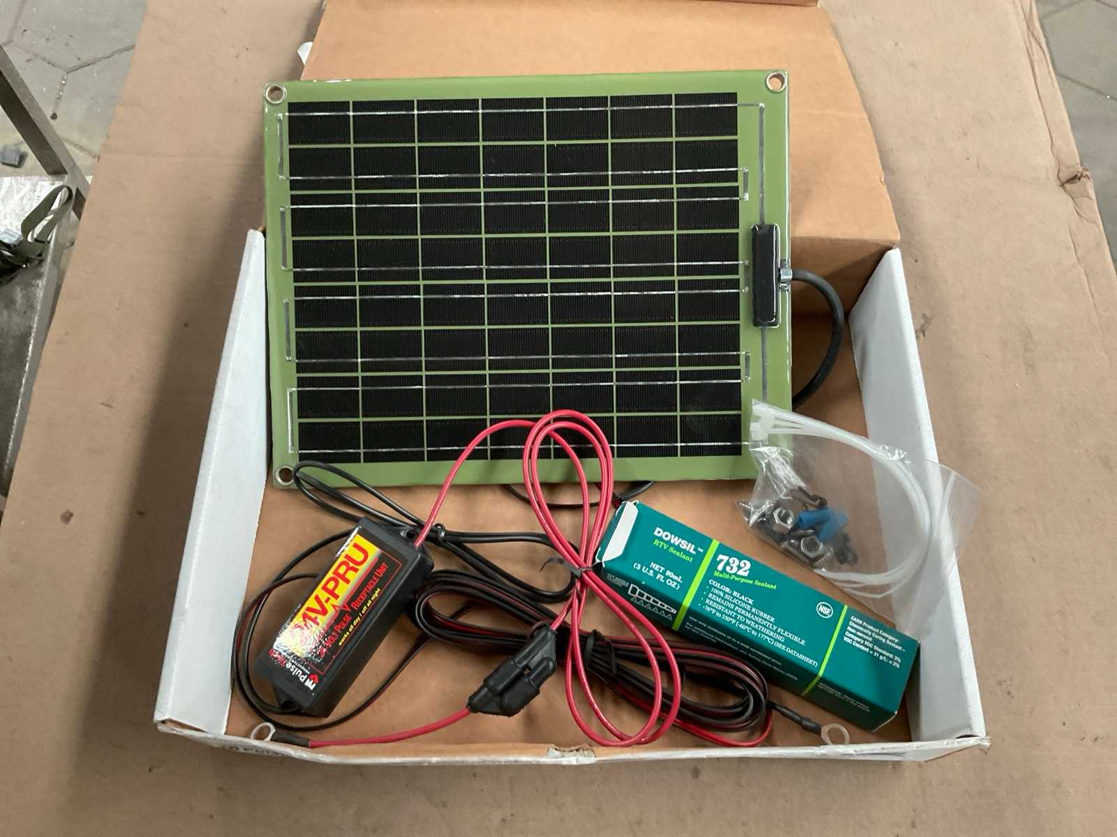 Solar Pulse Solar charger (6x)