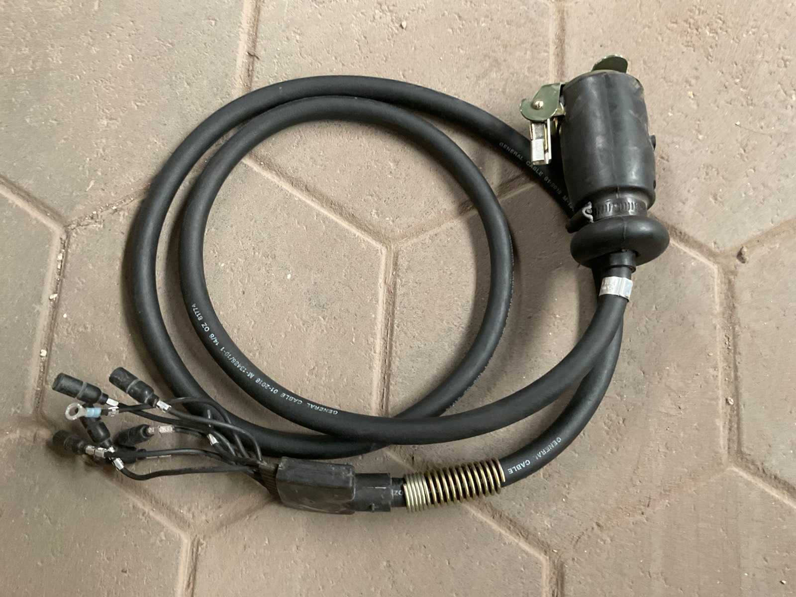 Cable assembly (8x)