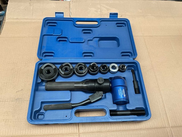 Mammuth TPA-8 Hydraulic punch driver