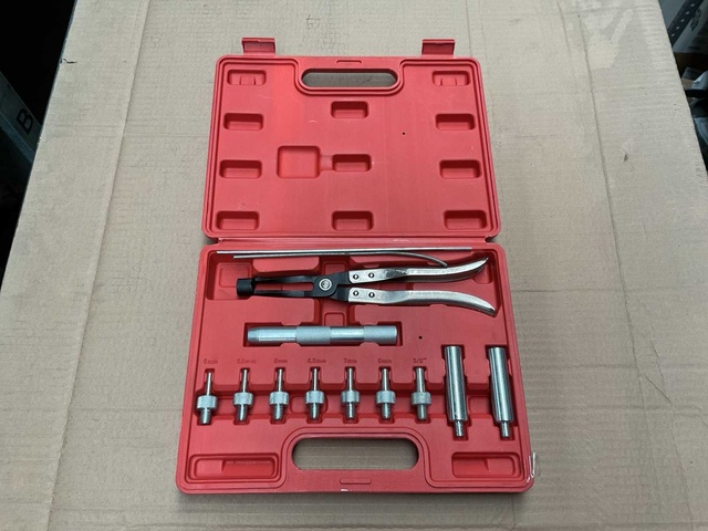Valve seal removal and installer kit