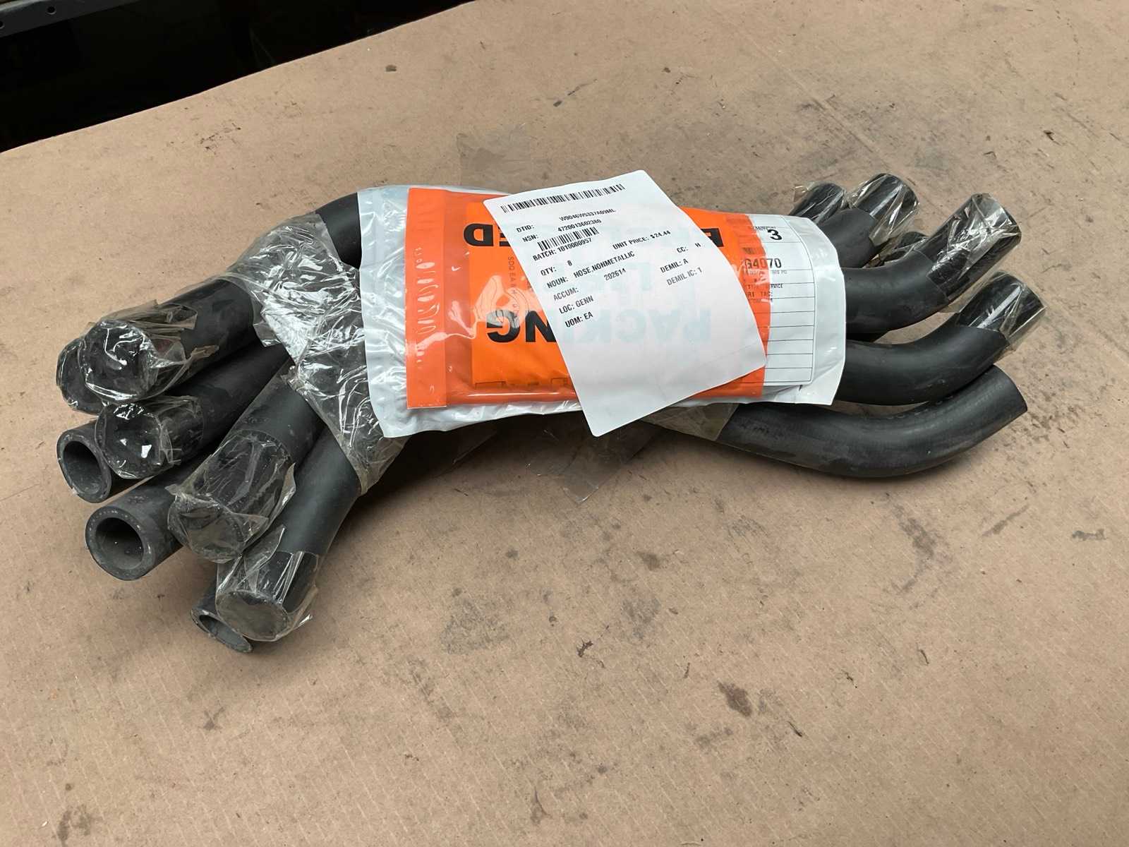 Nonmetallic hose (8x)