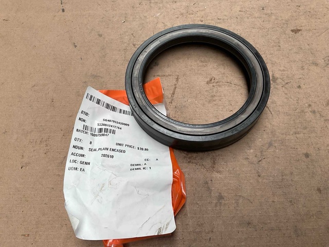 Plain seal encased (8x)