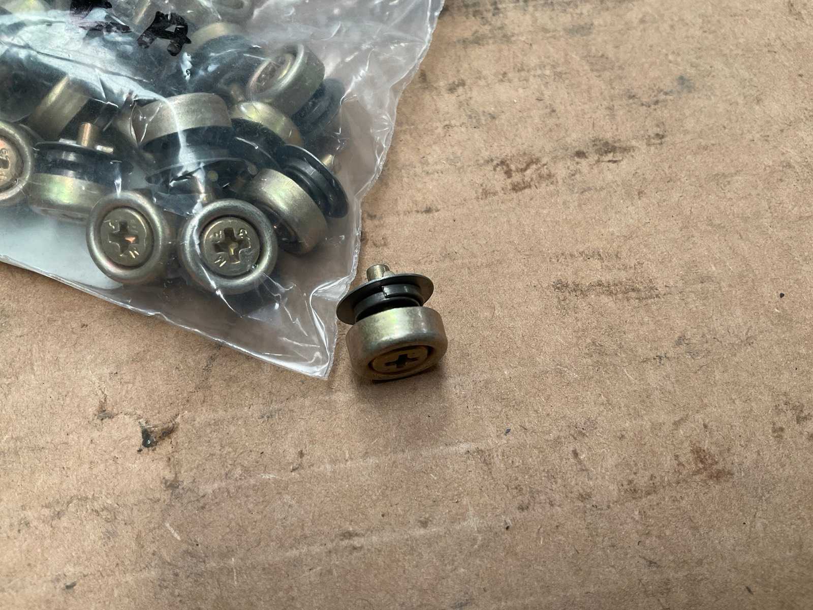 Stud Turnlock (57x)
