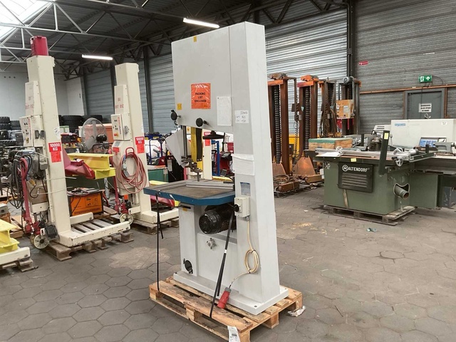 2004 Agazzani Rapid 700 Lintzaagmachine