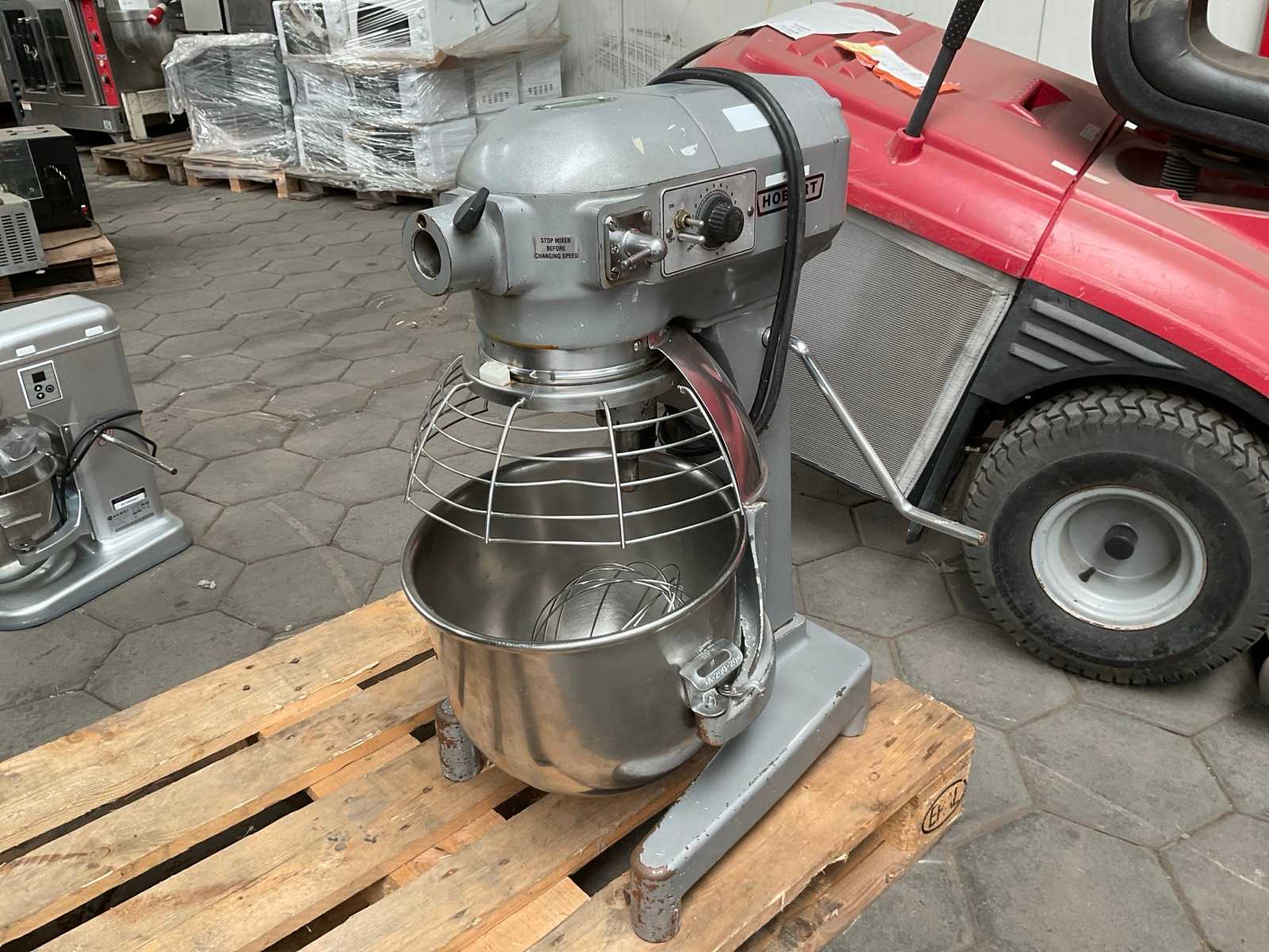 2021 Hobart A200 Mengmixer