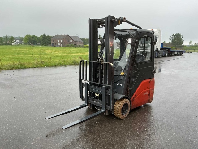 2011 Linde E16C Vorkheftruck