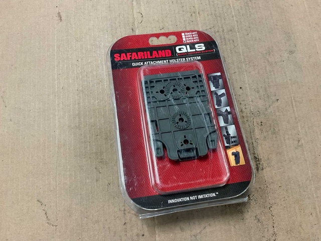 Safariland Qiuck attachment holster system (9x)