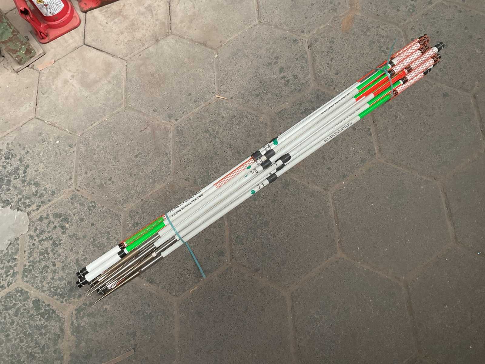 Pearson Engineering Bi-directional marker pole (25x)