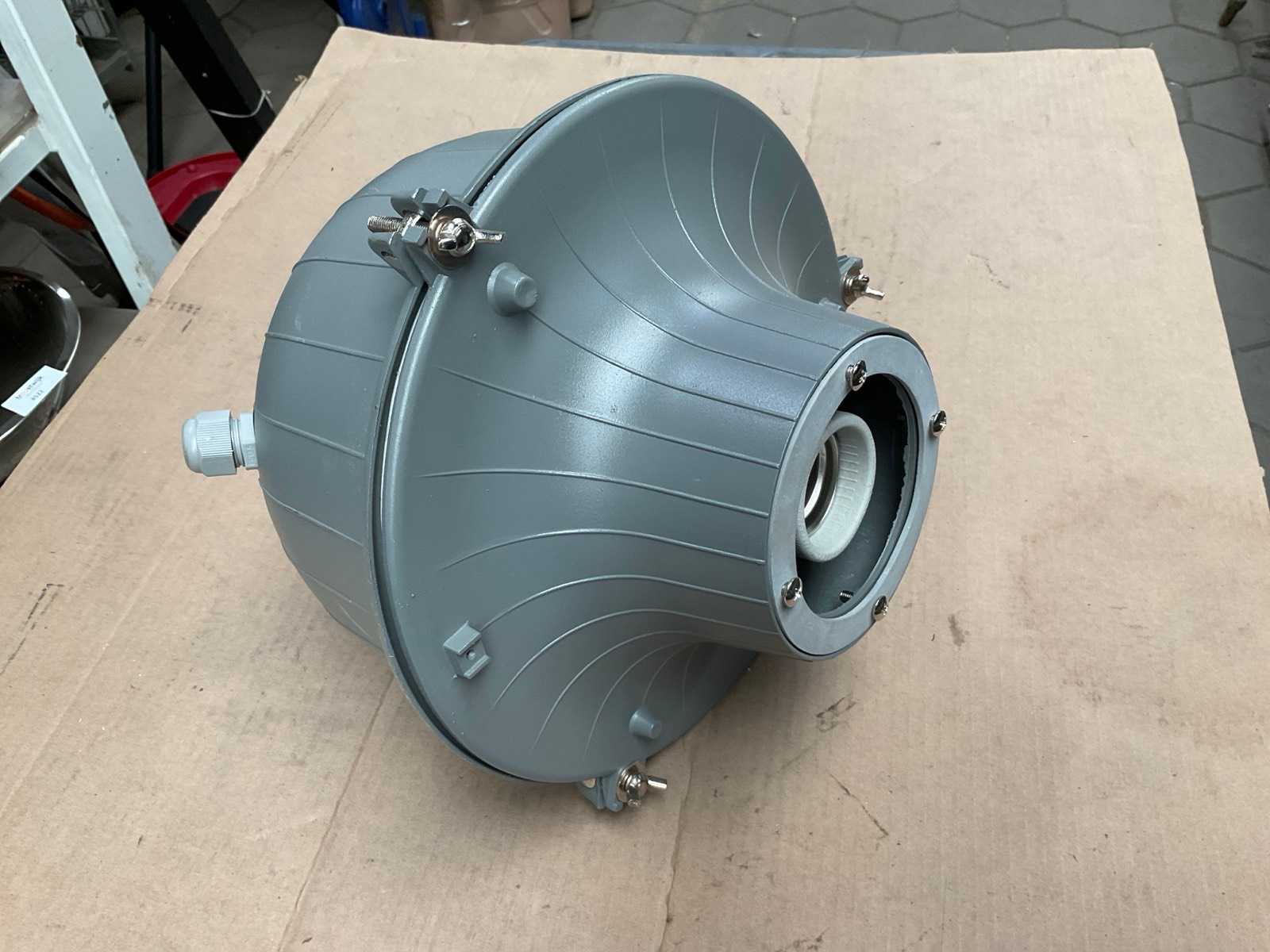Electric lighting fixture