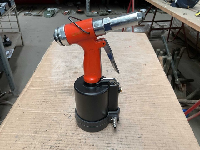 Airpro Pneumatic Rivet Tool