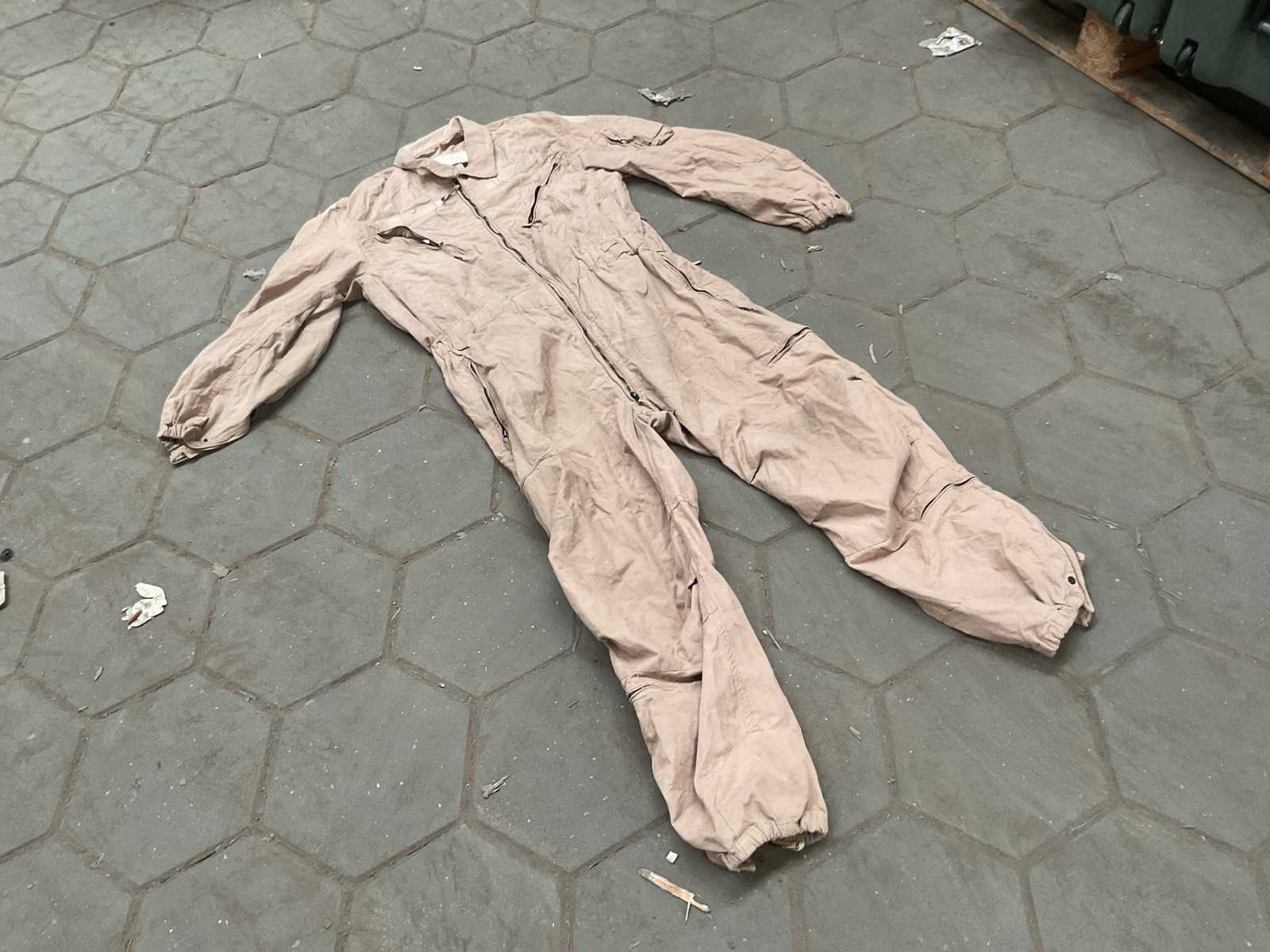 Coverall (3x)