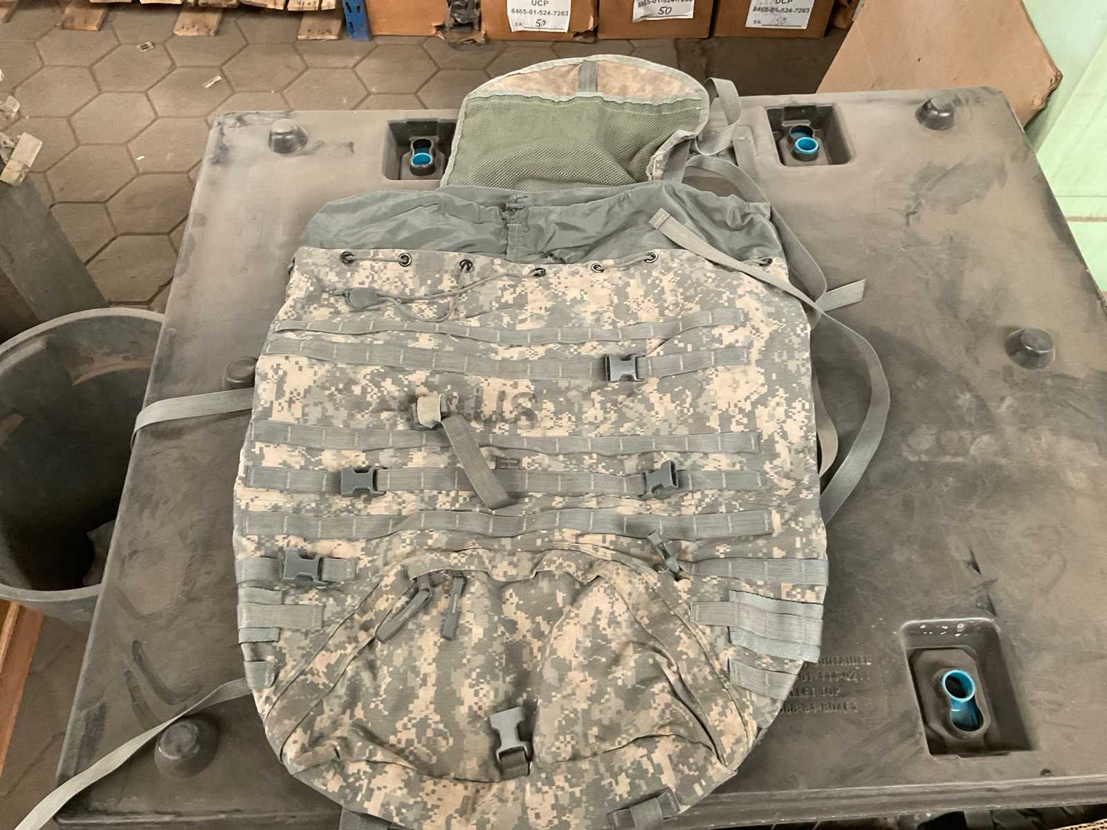 Rucksack large no frame UCP (150x)