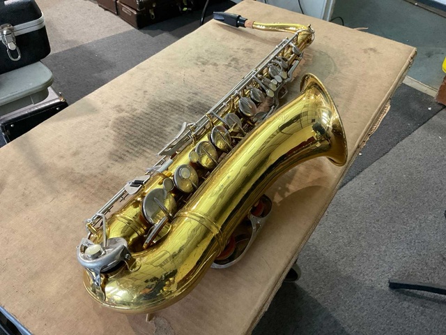 Conn 16M Saxofoon