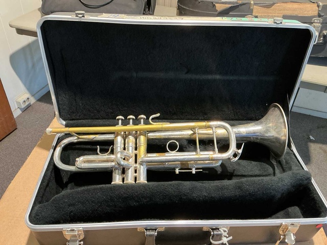 Bach Stradivarius model 37 Trompet
