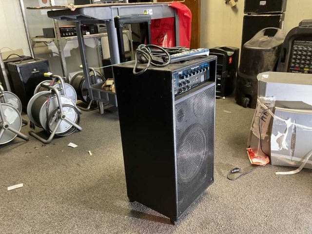 Pyle PWMA 1090UI PA Speaker System