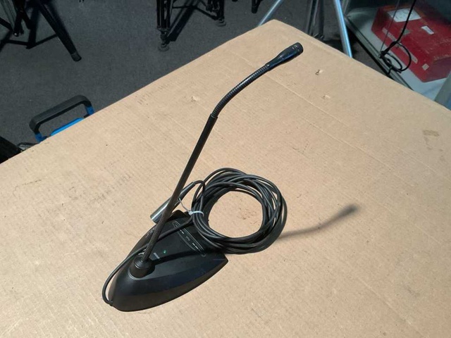 Shure MX412D/N Desktop Microphone