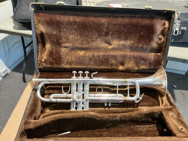 TEST · Bach Stradivarius model 37 Trompet