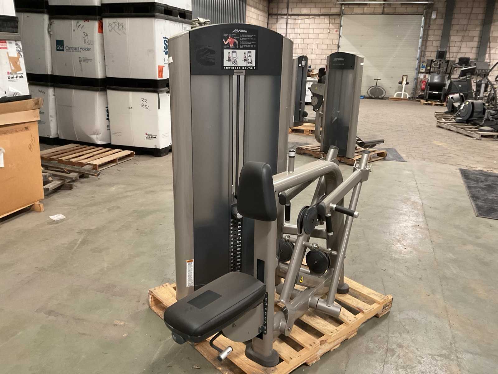 LifeFitness FZRW Row/Rear Deltoid