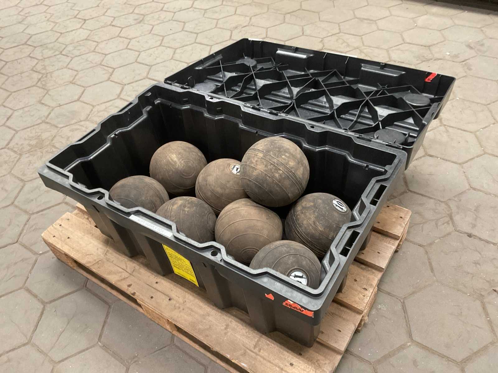 Rubber Medicine Ball (8x)