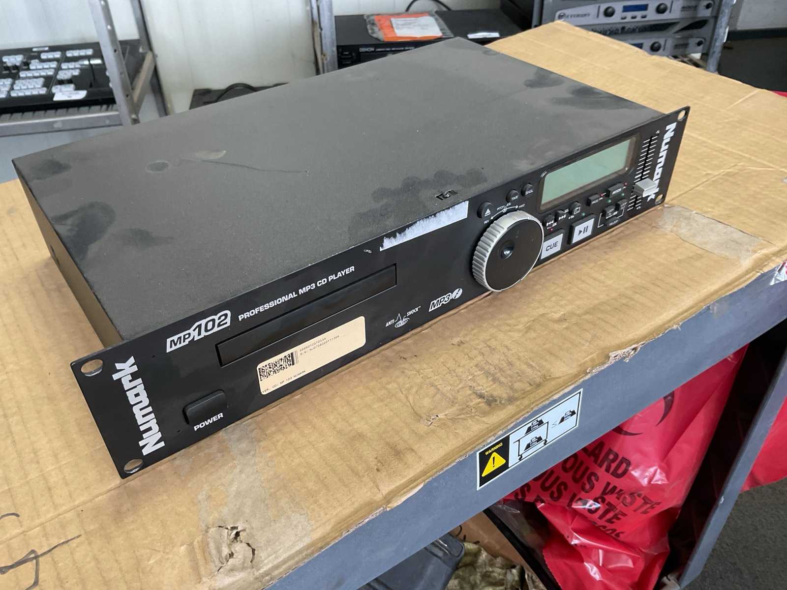 Numark MP102 Mp3 CD Player