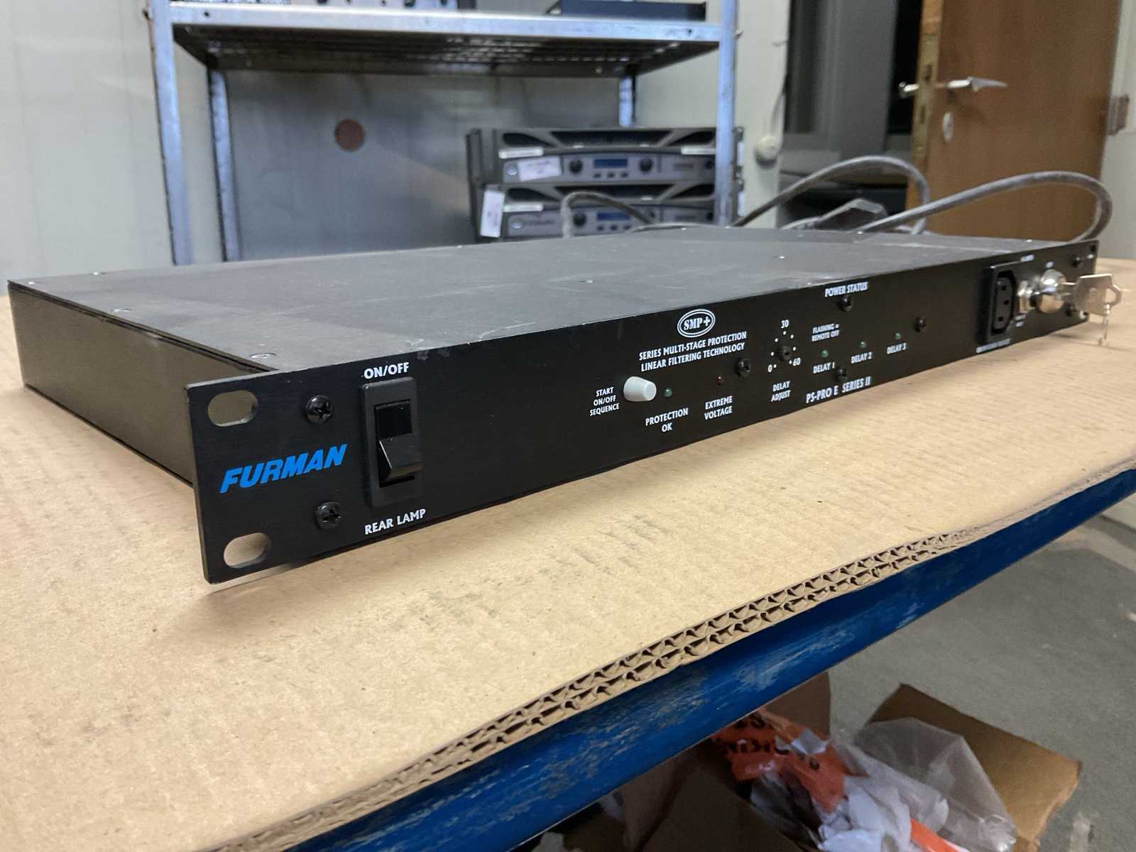 Furman PS-PRO E Series II power conditioner (2x)